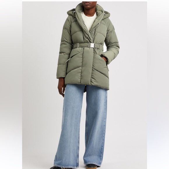 CANADA GOOSE
Marlow Belted Down Coat in Sagebrush-Armoise - Picture 1 of 3